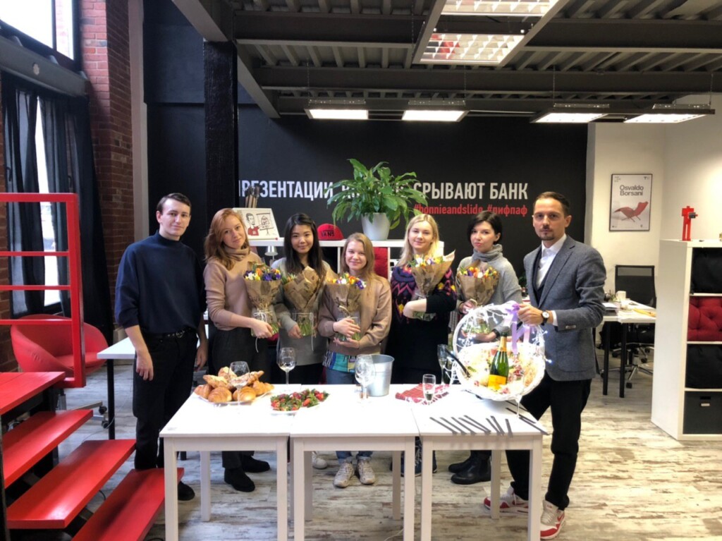 Фото в Академии